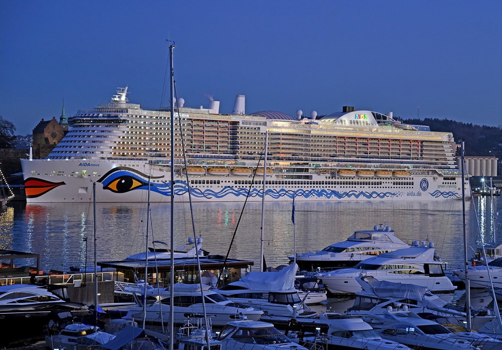 M/S AIDAnova ved Søndre Akershuskai