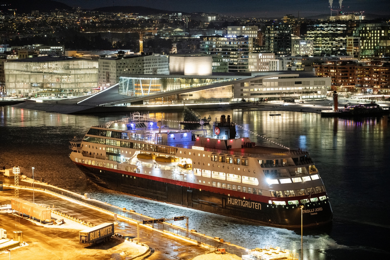 MS Trollfjord